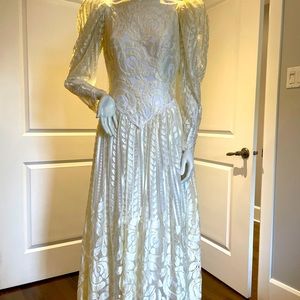 Boutique Cazaar lace dress